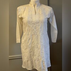 Chic White Embroidered Long Sleeve Dress